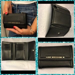 🌸SOLD🌸Love moschino wallet